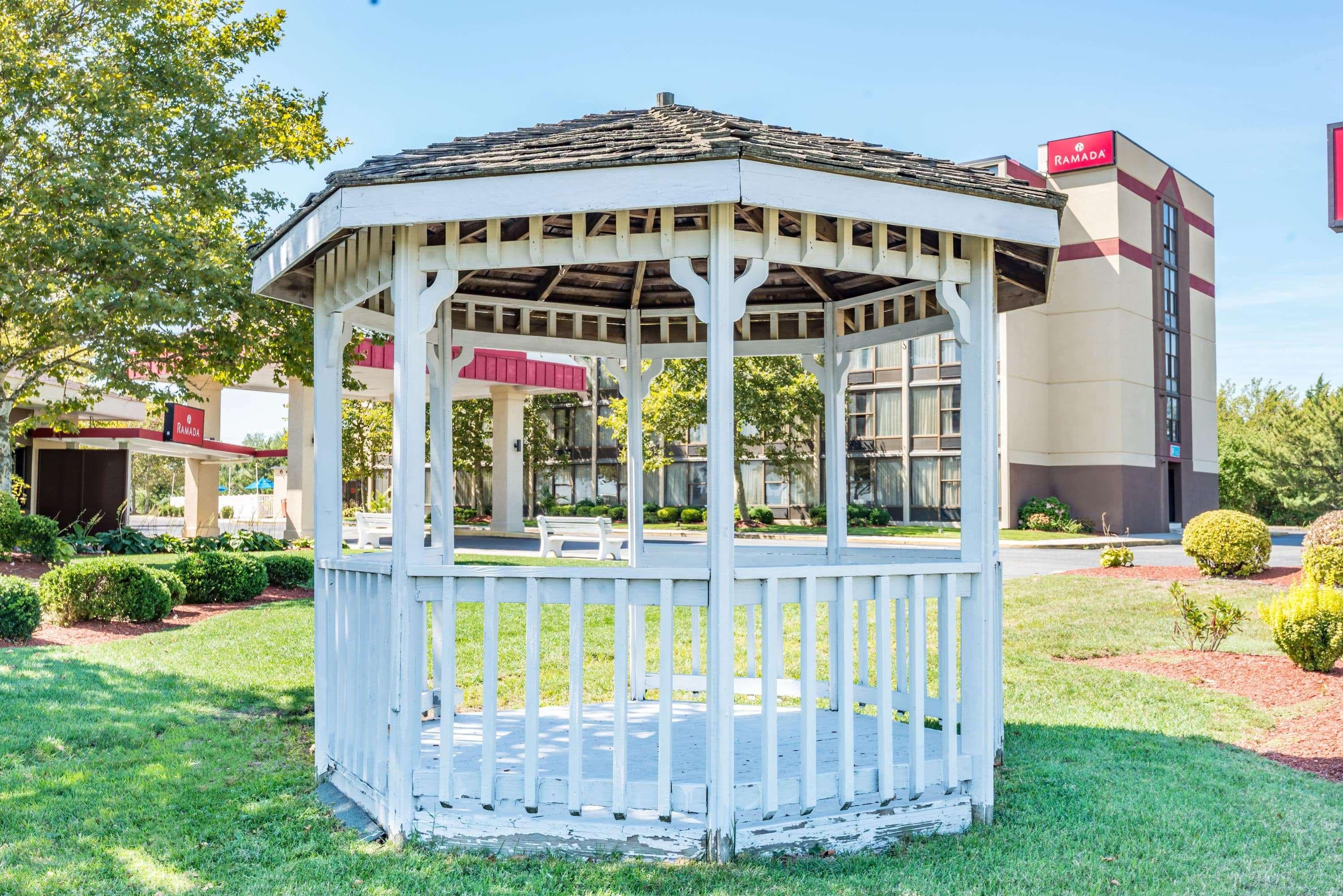Ramada By Wyndham West Atlantic City Egg Harbor Township Zewnętrze zdjęcie