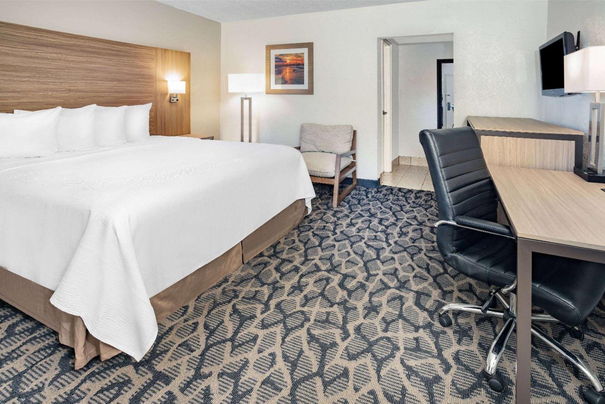 Ramada By Wyndham West Atlantic City Egg Harbor Township Zewnętrze zdjęcie