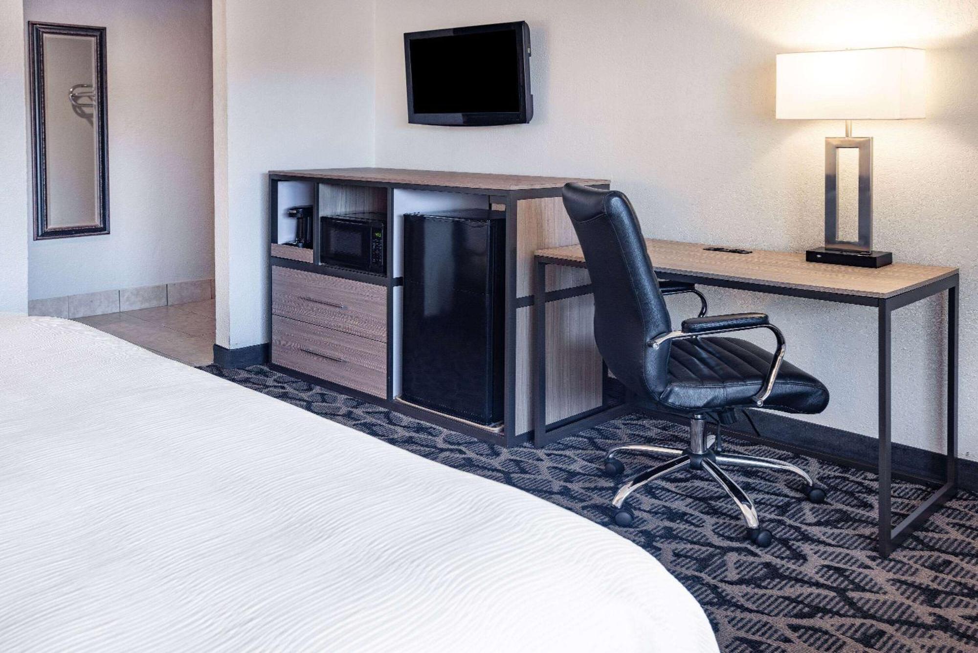 Ramada By Wyndham West Atlantic City Egg Harbor Township Zewnętrze zdjęcie
