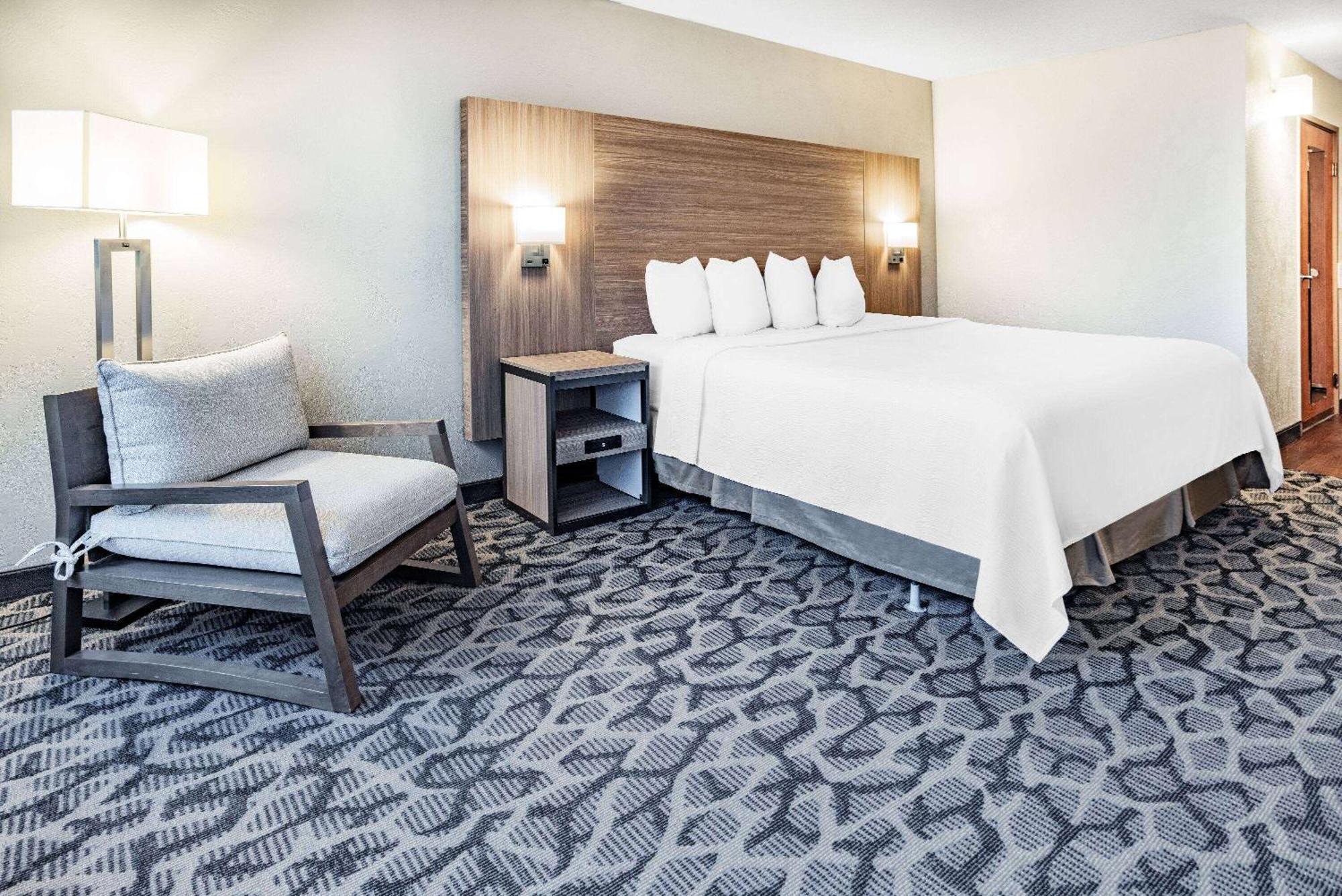 Ramada By Wyndham West Atlantic City Egg Harbor Township Zewnętrze zdjęcie