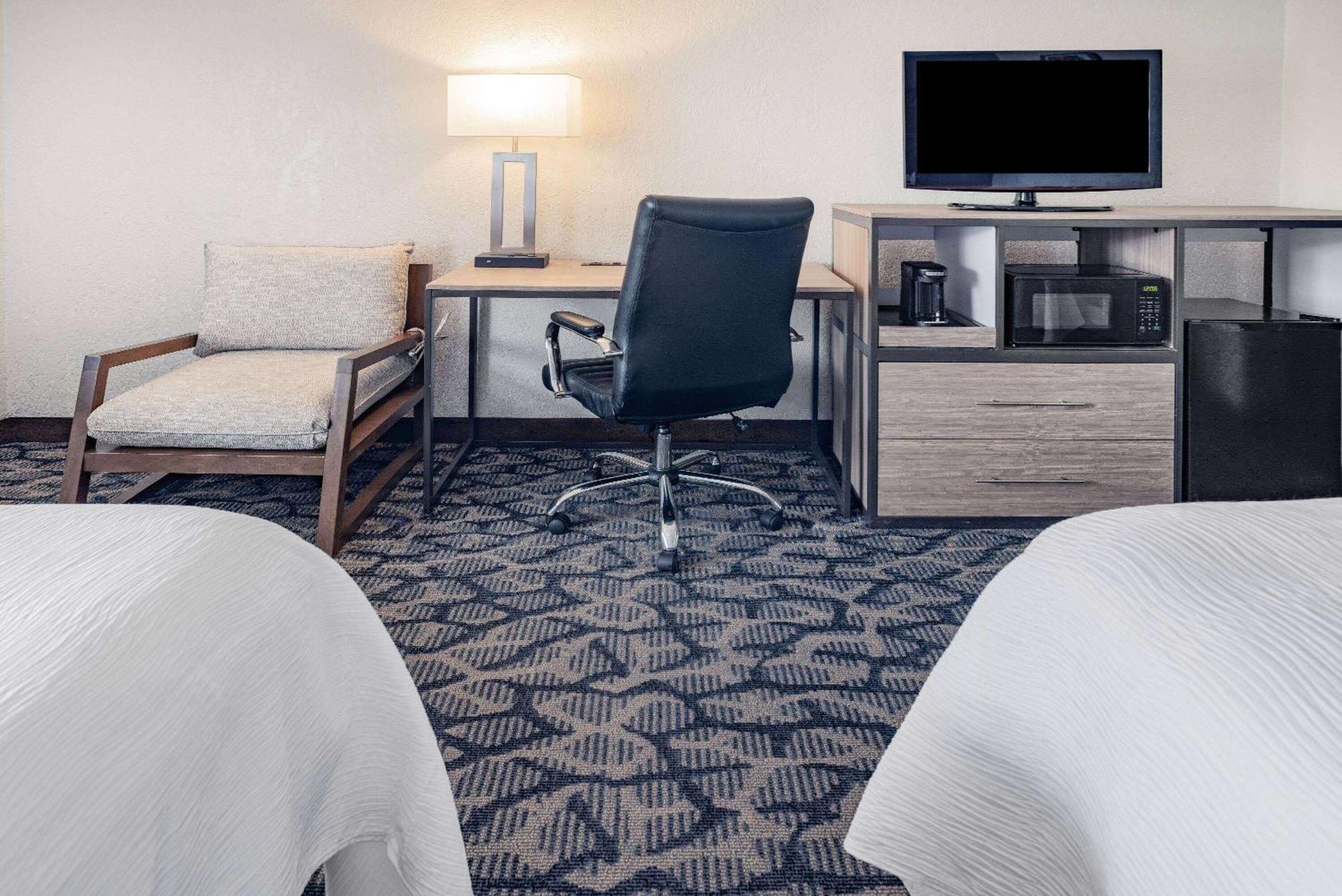 Ramada By Wyndham West Atlantic City Egg Harbor Township Zewnętrze zdjęcie