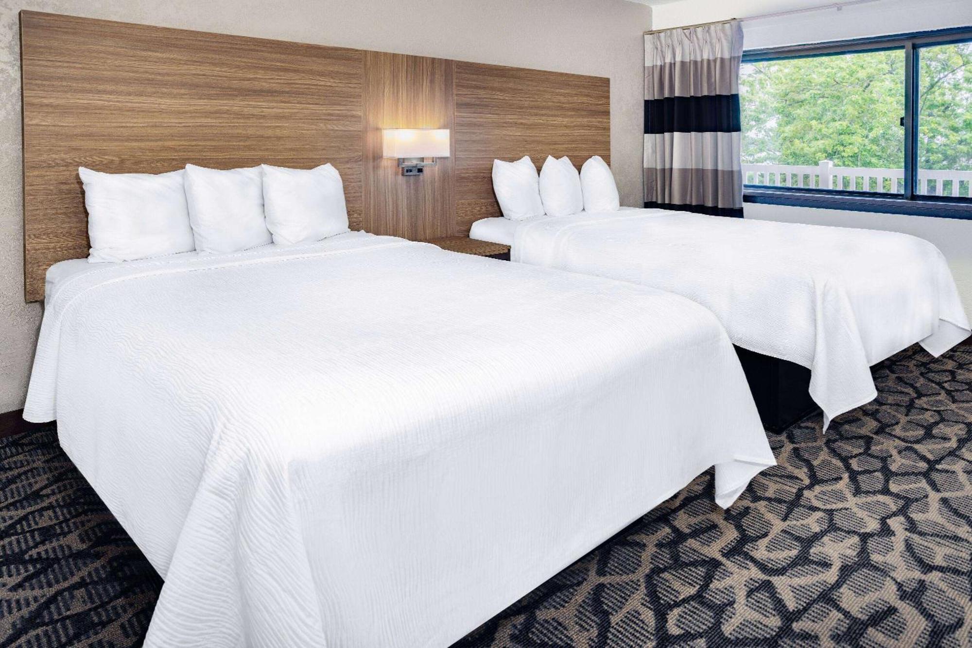 Ramada By Wyndham West Atlantic City Egg Harbor Township Zewnętrze zdjęcie